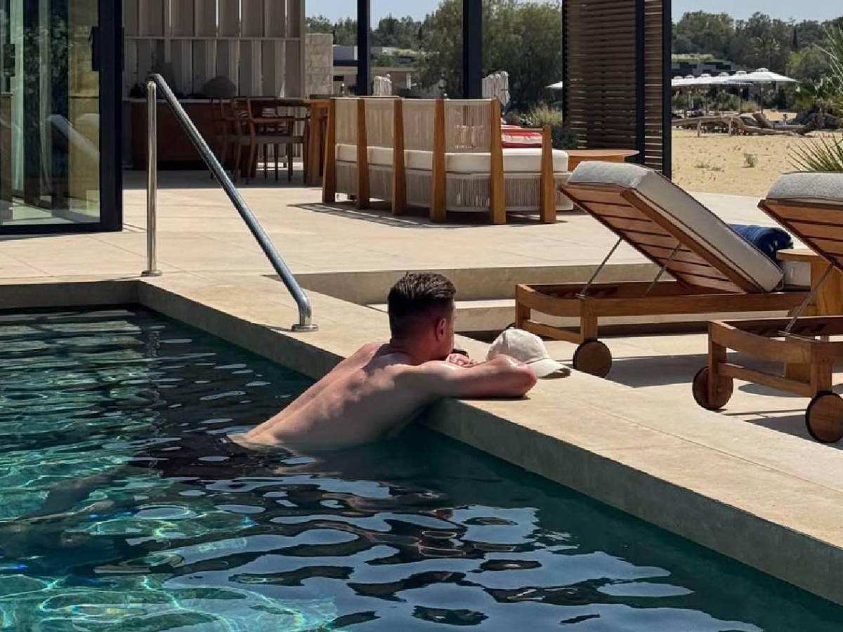 Crack del Barcelona se separó de su esposa y sorprende al presumir a su nueva novia