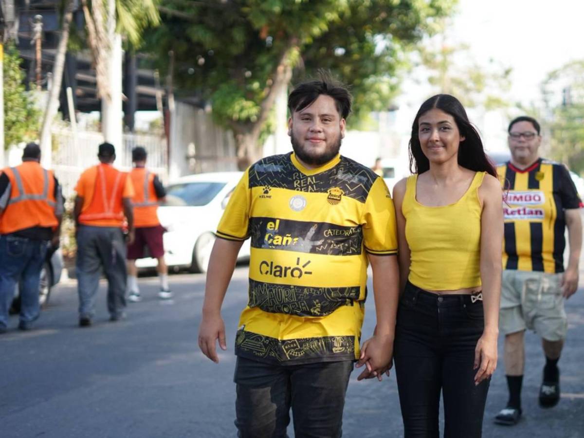 Descubren al hombre viral, novia de futbolista enamora y sorprende esposa de directivo