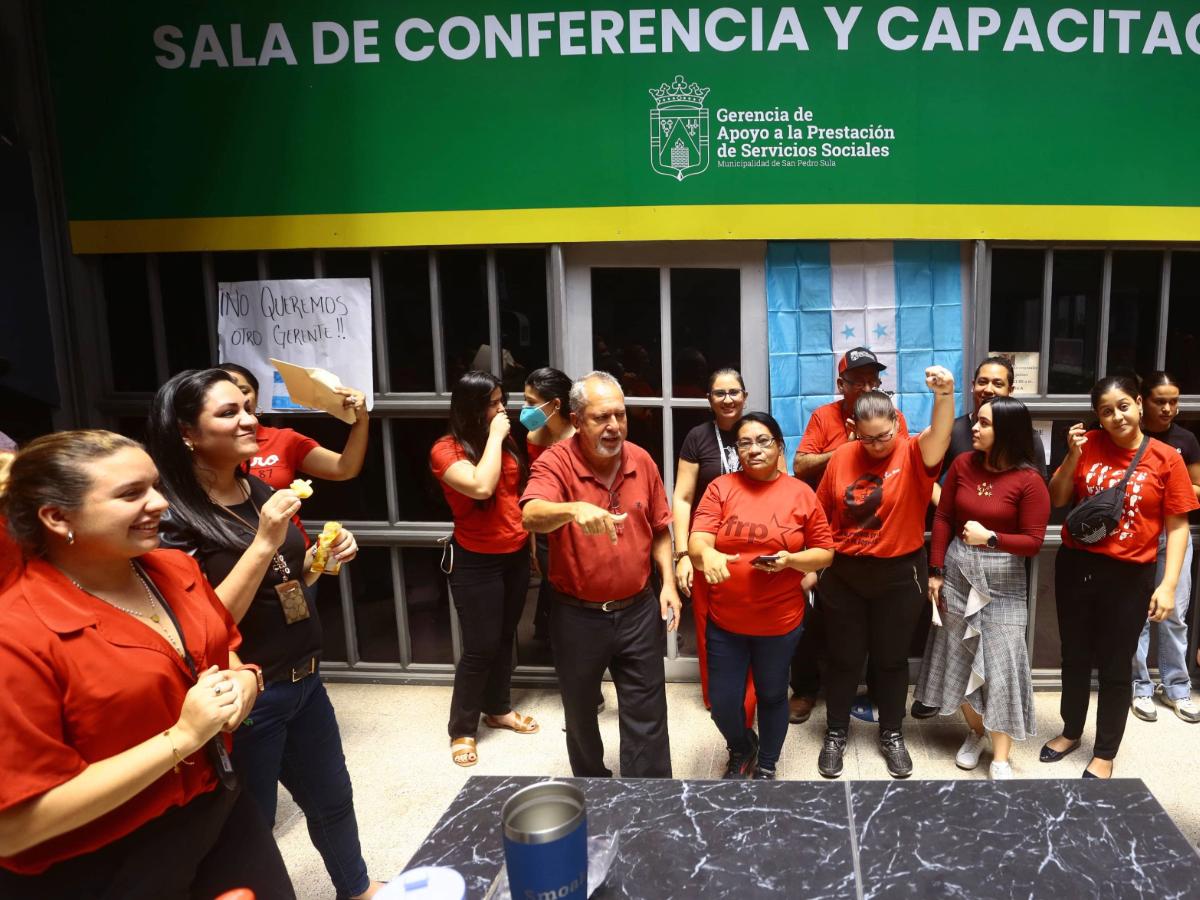 Empleados municipales comienzan a tomar partido en guerra Contreras-Menjivar