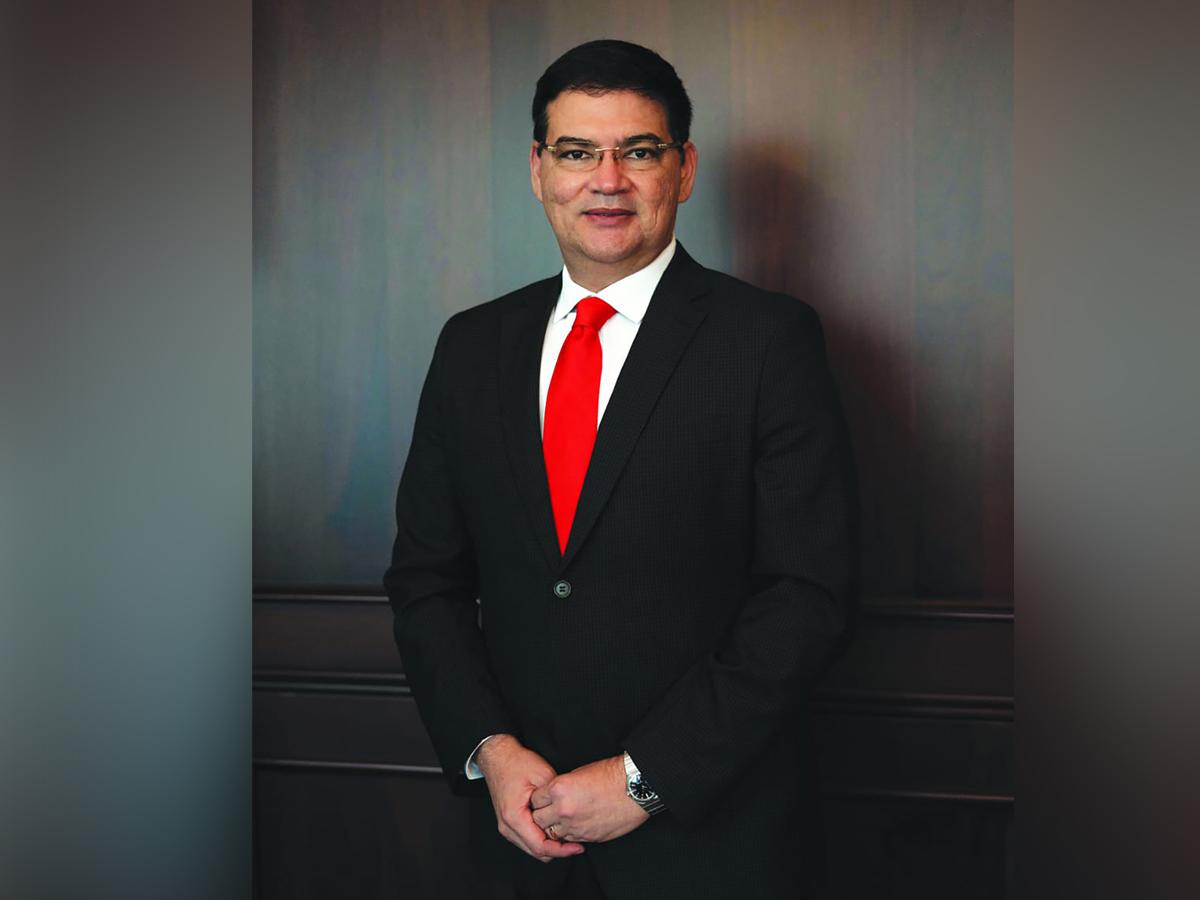 Carlos Girón, vicepresidente corporativo de Imagen y Comunicaciones de Grupo Financiero Atlántida.