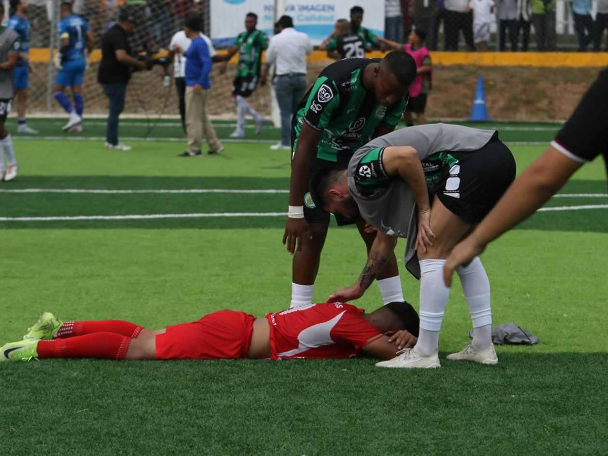 Real Sociedad llora el descenso, festejo de Juticalpa, beso a novia y hubo invasión