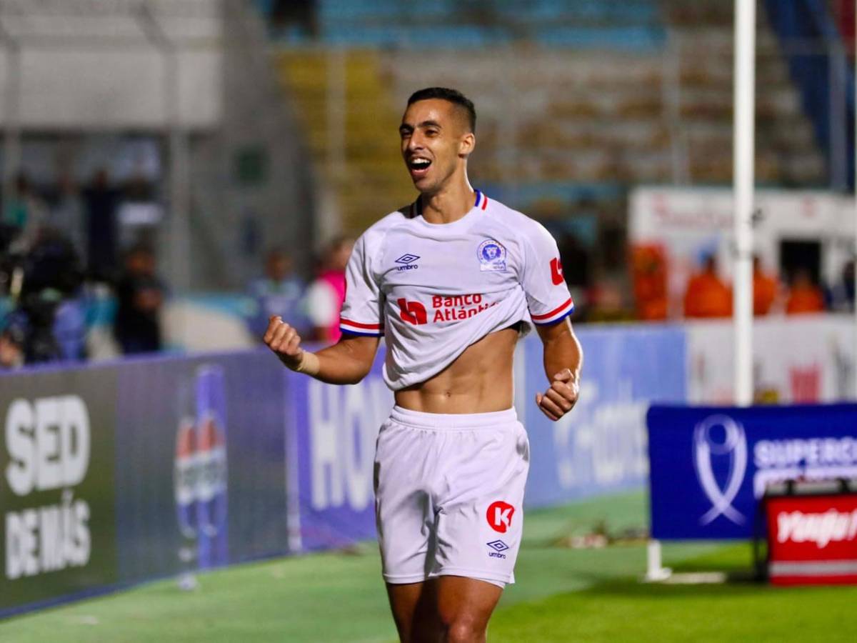 Del Mundial a Honduras, héroe de Olimpia para ganar Supercopa y cariñitos a jugador de Motagua