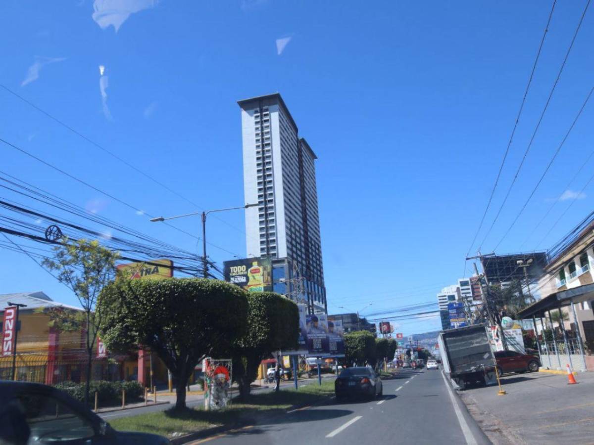 Así refuerzan seguridad en negocios de la capital previo a elecciones