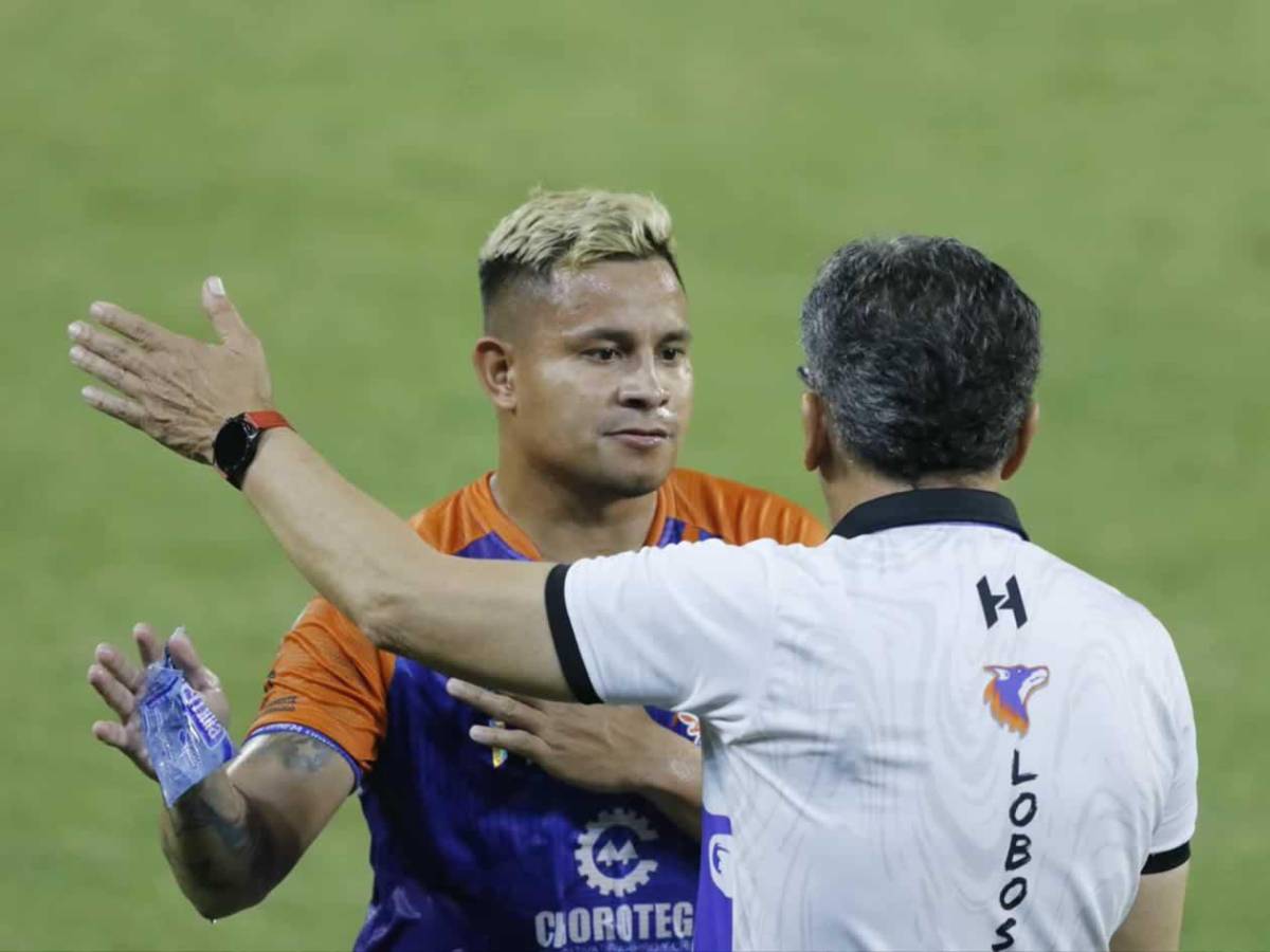 El héroe de Olimpia para la remontada, debutantes, Real España festeja y bellas chicas