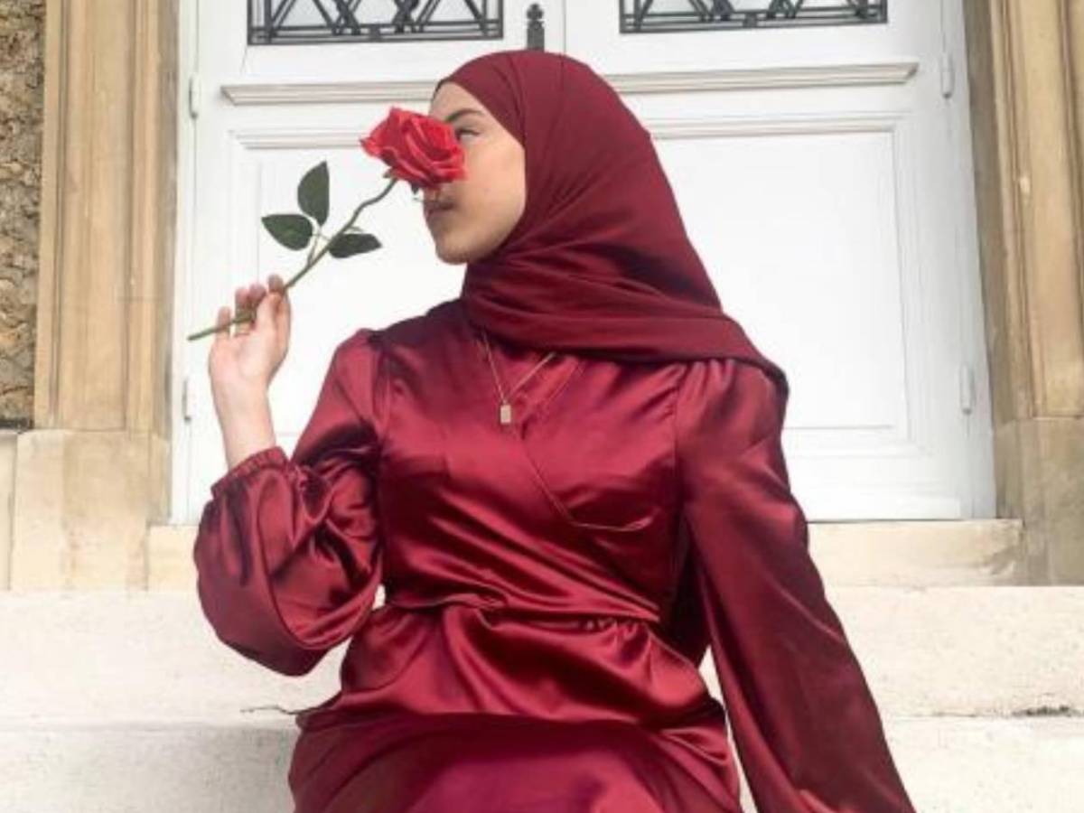 Dembélé tiene una rara esposa: No va al estadio, se tapa el rostro y no desea fotos