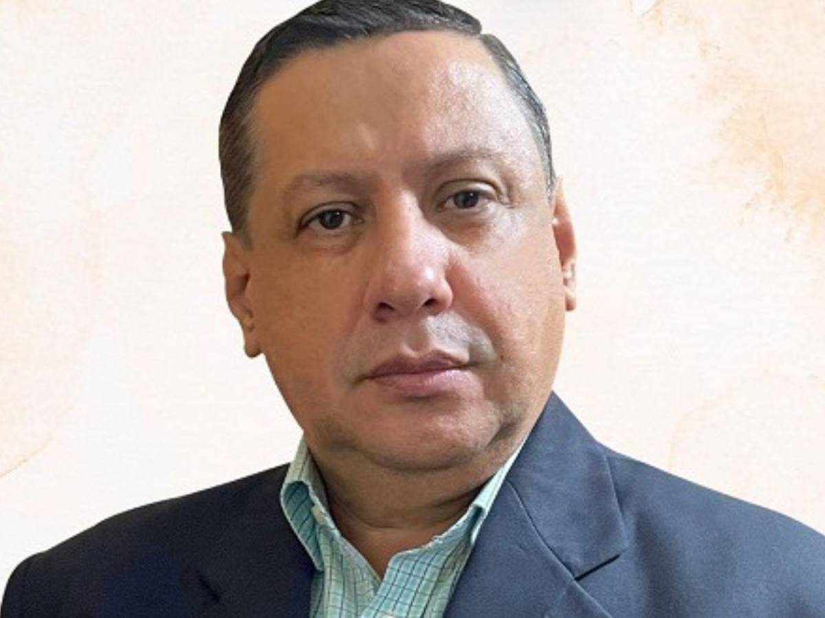 Quién era René Gavarrete, el periodista y docente que marcó generaciones en Honduras