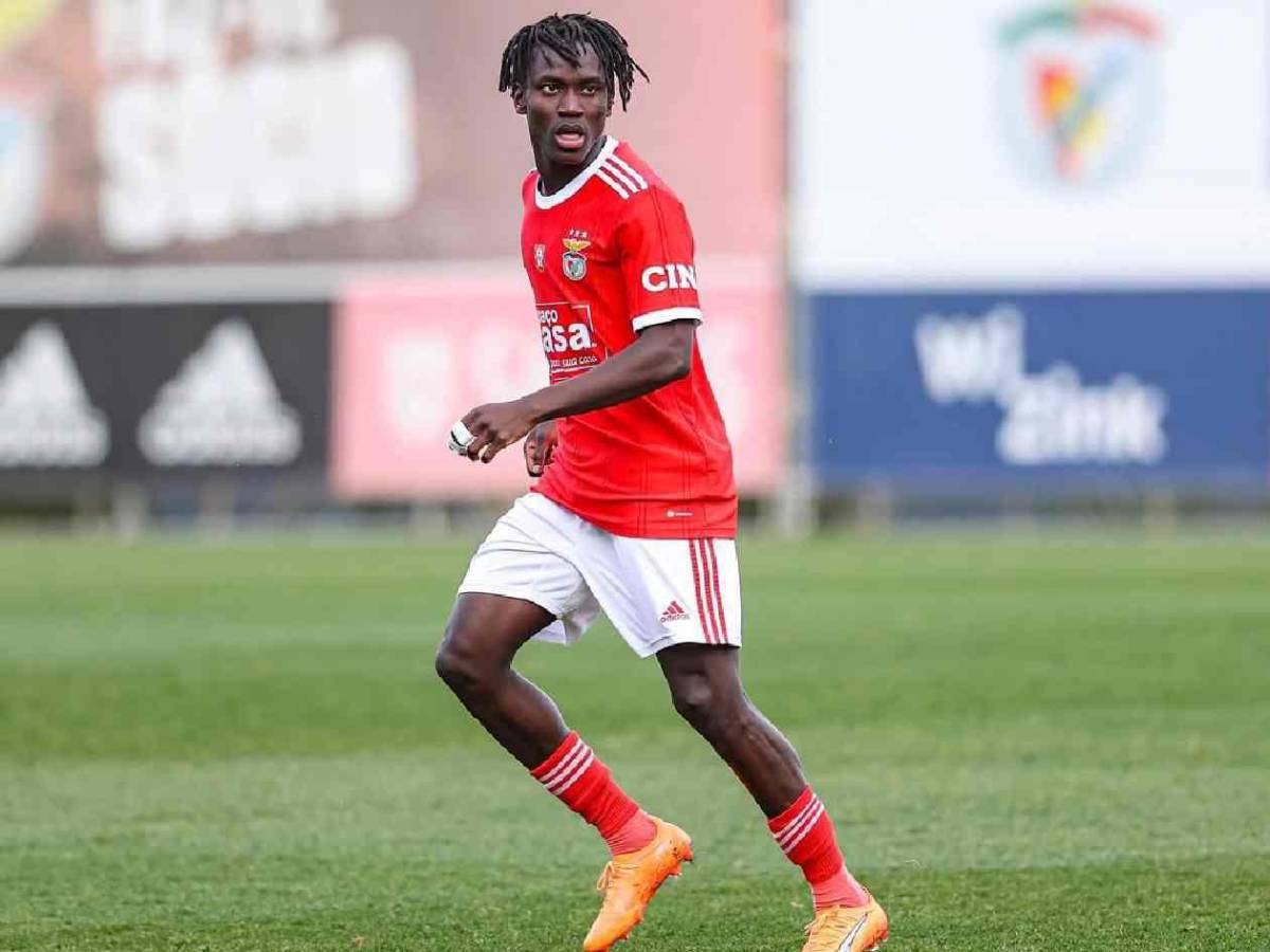 Terrible: Apuñalan a futbolista en Europa y esto informan sobre su estado