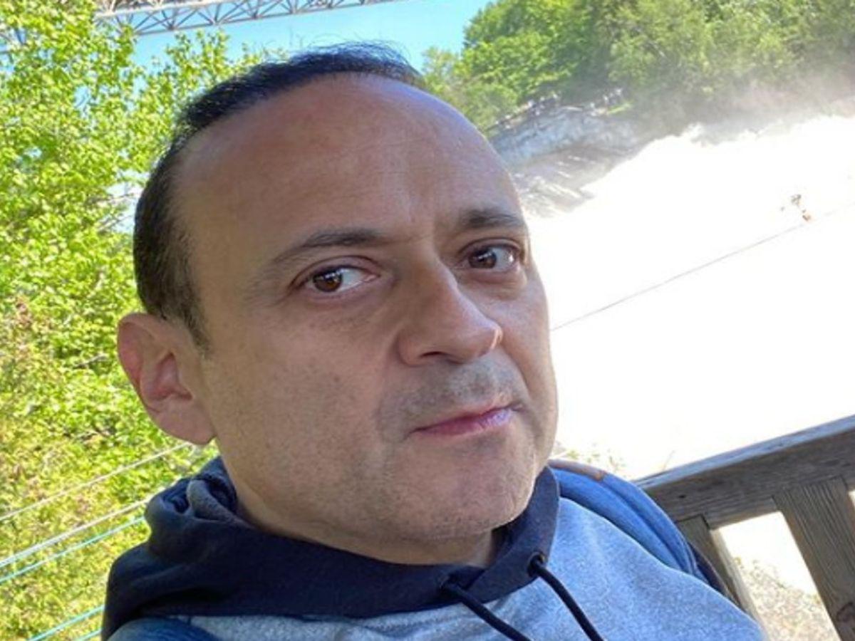 Lalo España, de luto por la muerte de un ser amado
