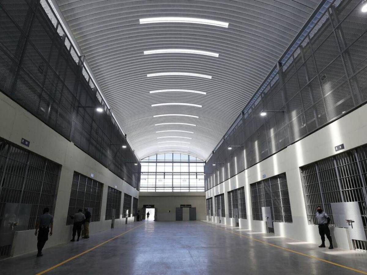 Honduras va por su propio Cecot: Así es la prisión que el país quiere copiar