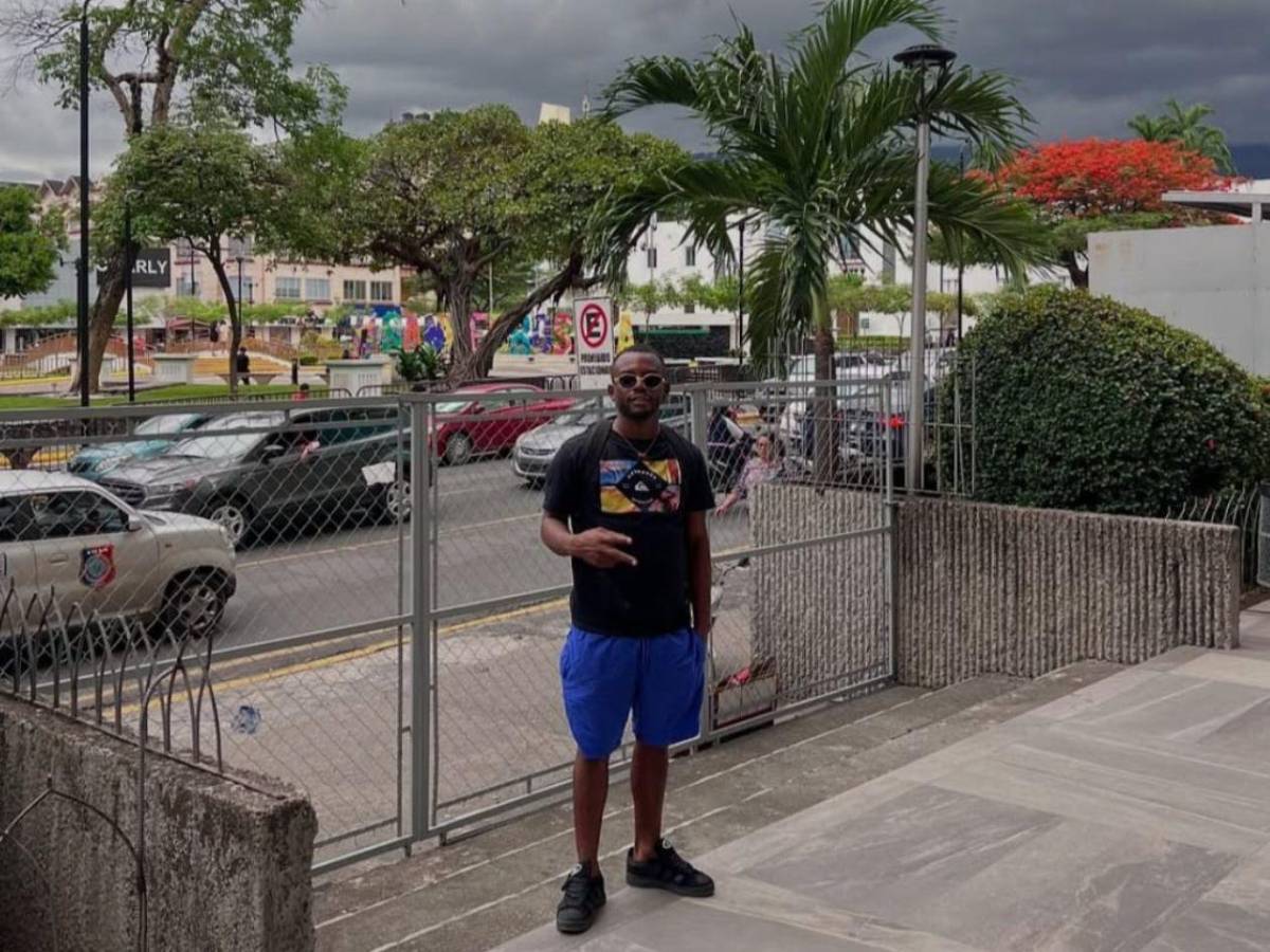 “¡Buzo, camarógrafo!”: el estilo único de “El Chele” en TikTok