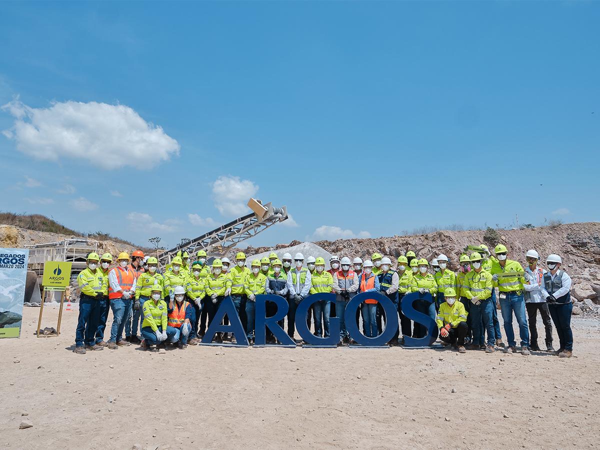 En un ambiente de alegría y satisfacción se desarrolló el lanzamiento de este nuevo proyecto de Argos.