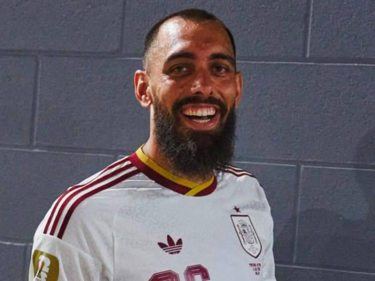Futbolista de España estalla y lanza aviso a Donald Trump: Es una vergüenza