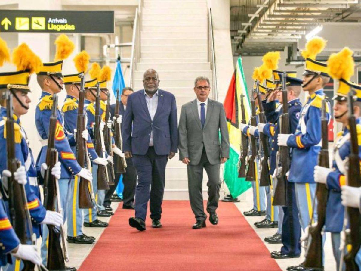 Manuel Zelaya recibirá a los presidentes de Cuba y Brasil en la IX Cumbre de la Celac