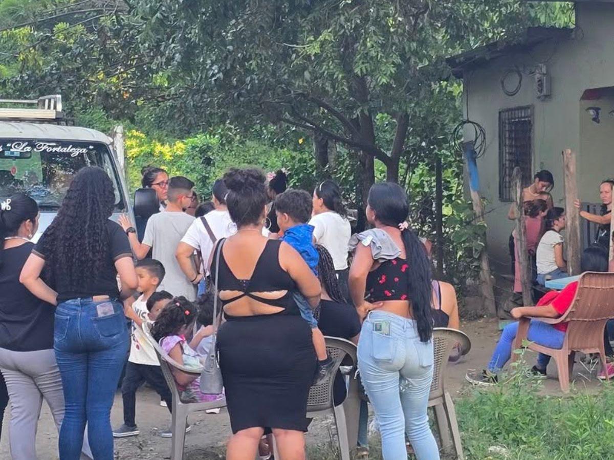 “Hallen al conductor”: clamor de justicia de familias de jóvenes muertos en rapidito de la Lempira