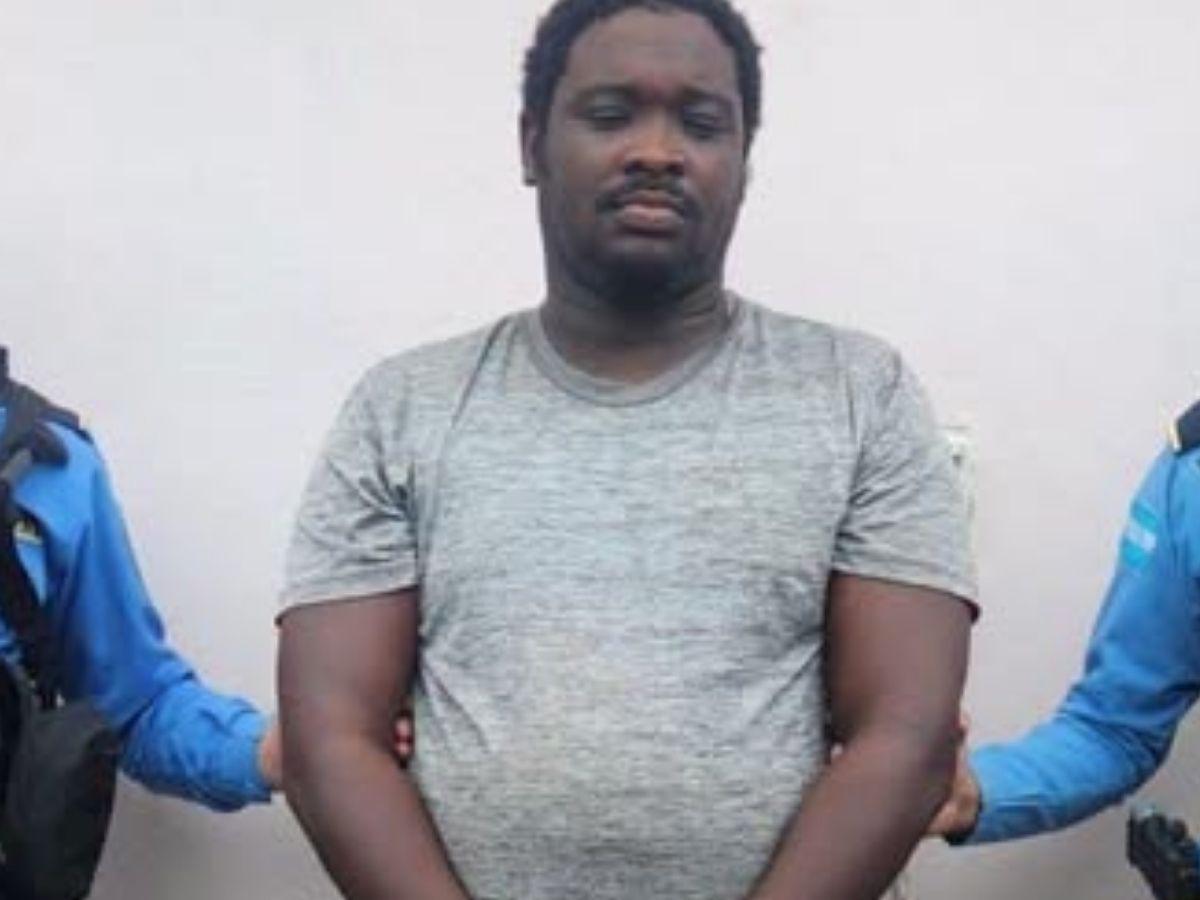 “Nunca lo conocí”: Jeremías Ávila niega vínculo con el asesinato de Dereck McNeil en Roatán