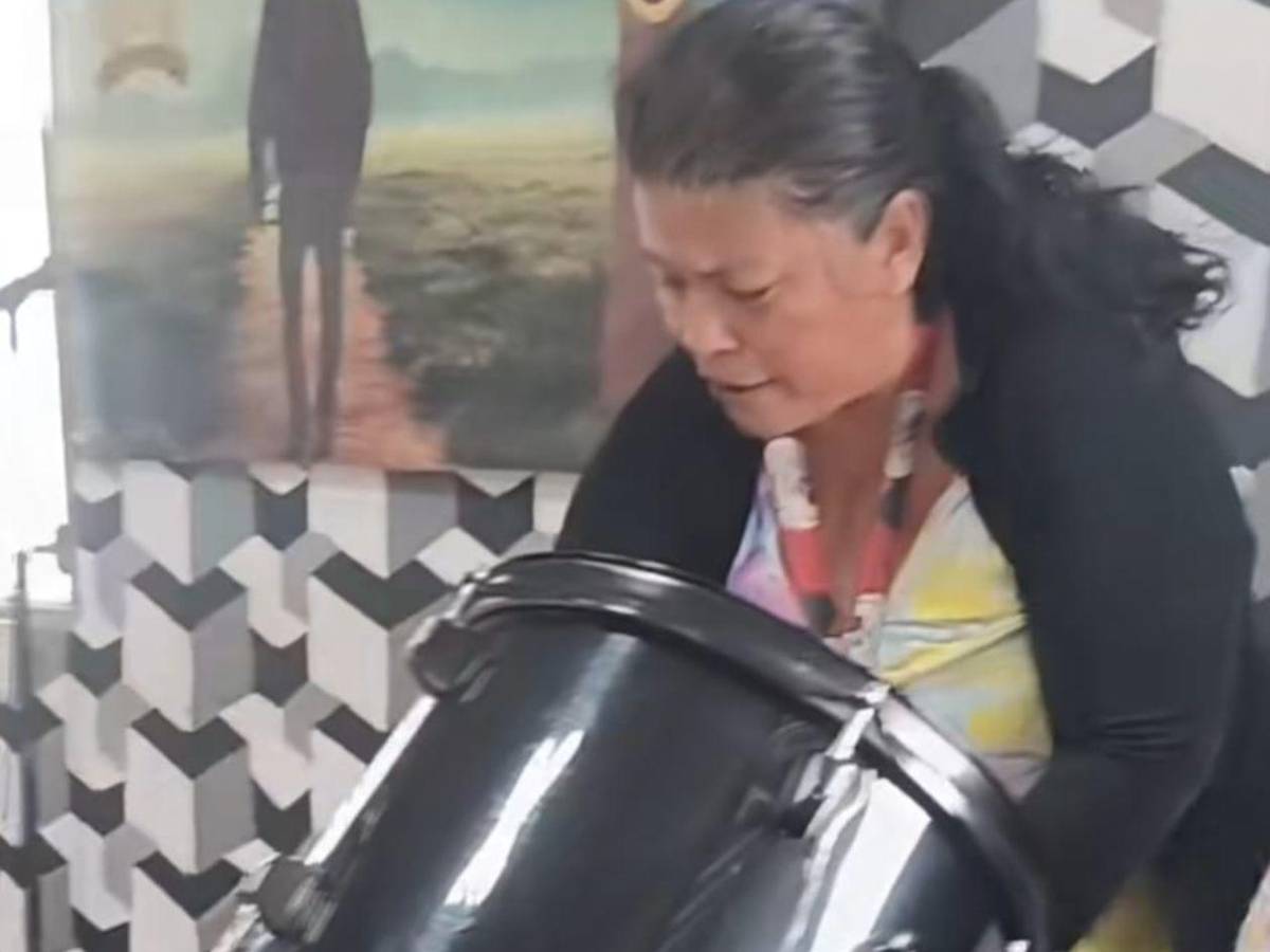 Con su canto “Fuera depresión”, Sonia Juárez conquista TikTok