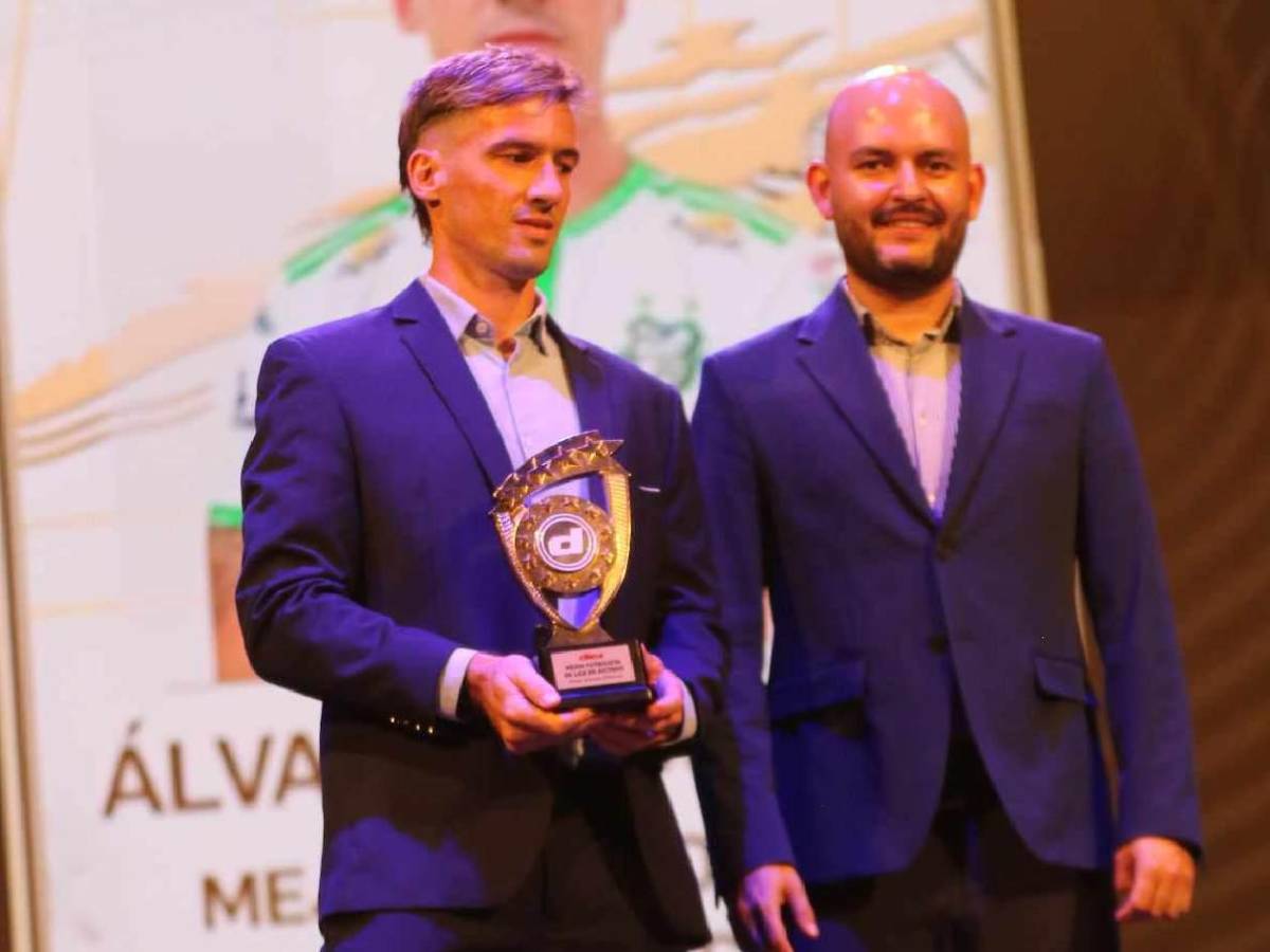 Shin Fujiyama fue galardonado: ellos fueron los ganadores de los Premios DIEZ