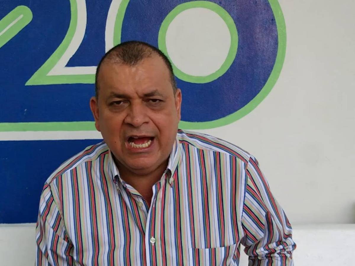 Orlando Ponce cuenta la verdad sobre su mamá y denuncia robo que le hicieron