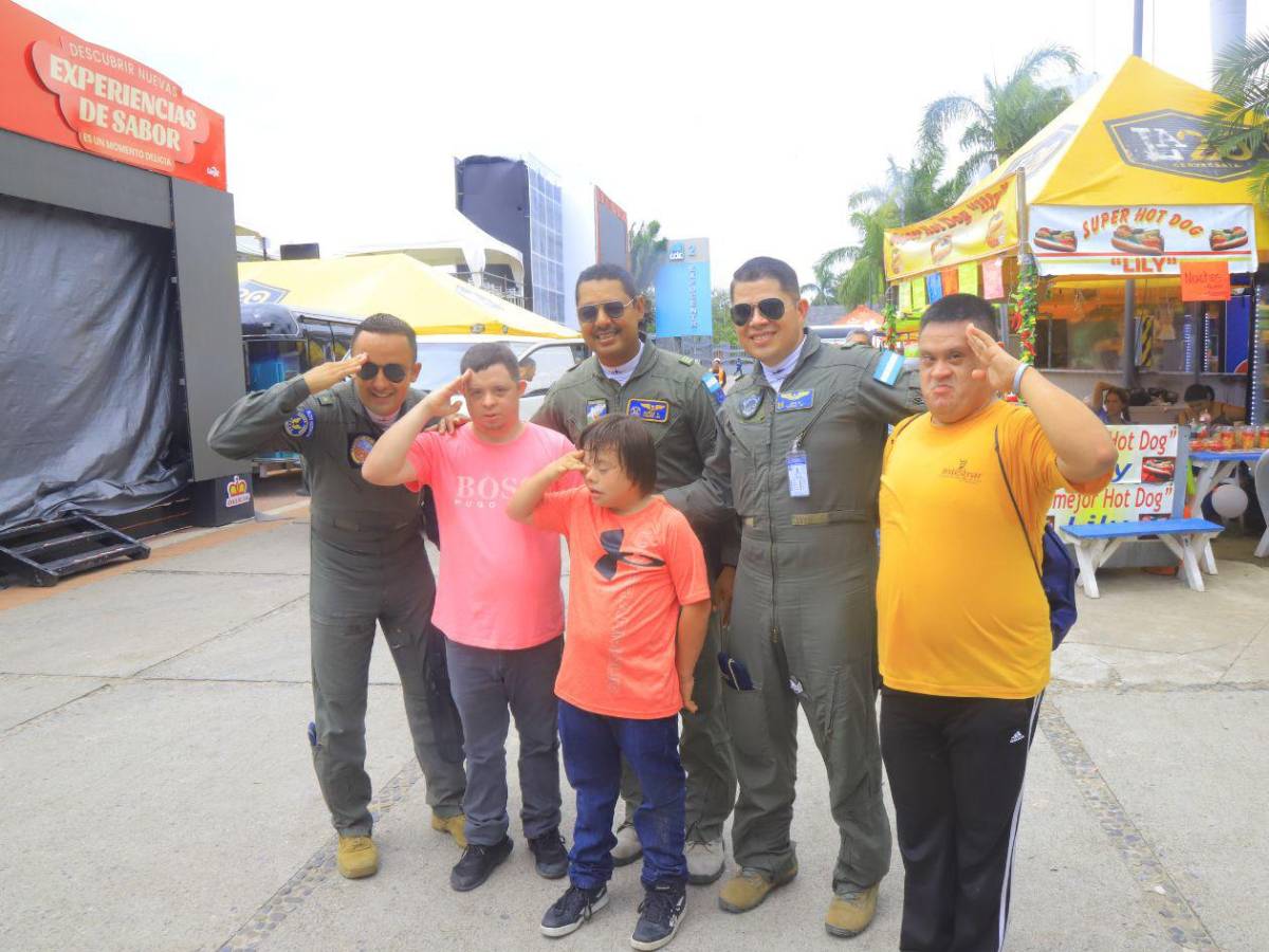 Más de 1,300 niños disfrutaron con entusiasmo la Feria Infantil de la Expojuniana