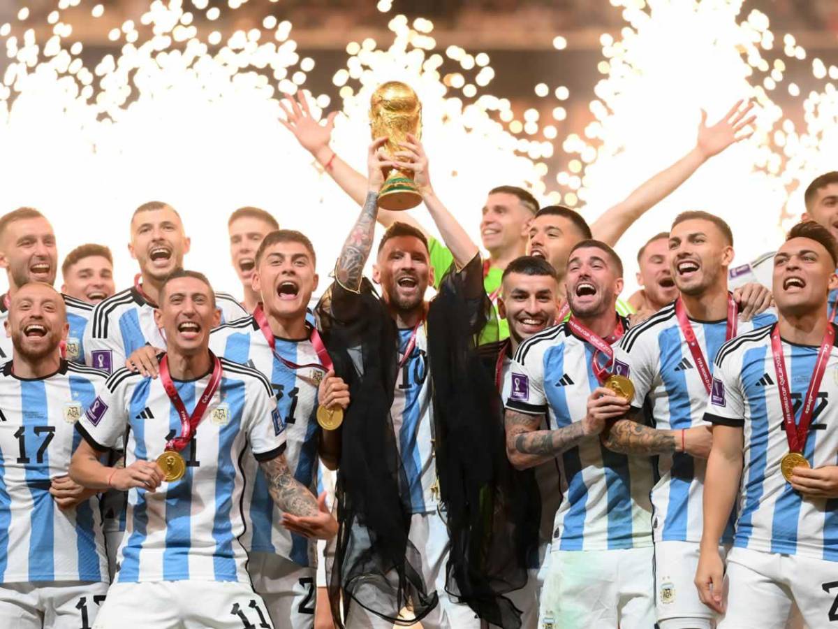Acoso, corrupción, empresas fantasmas y FIFA incluida: destapan escándalo de Argentina