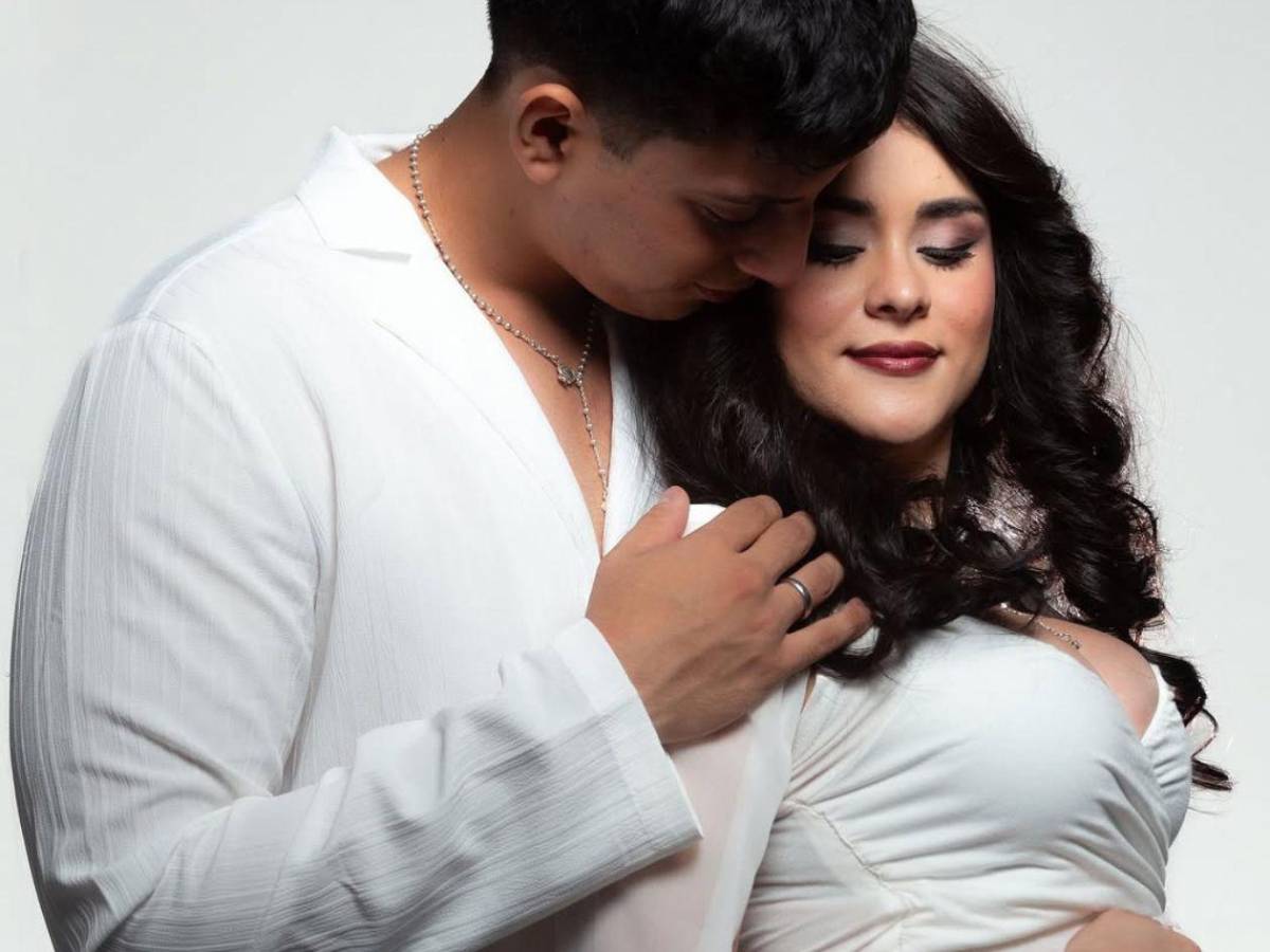 Ónice Flores Campanita celebra la llegada de su primer bebé