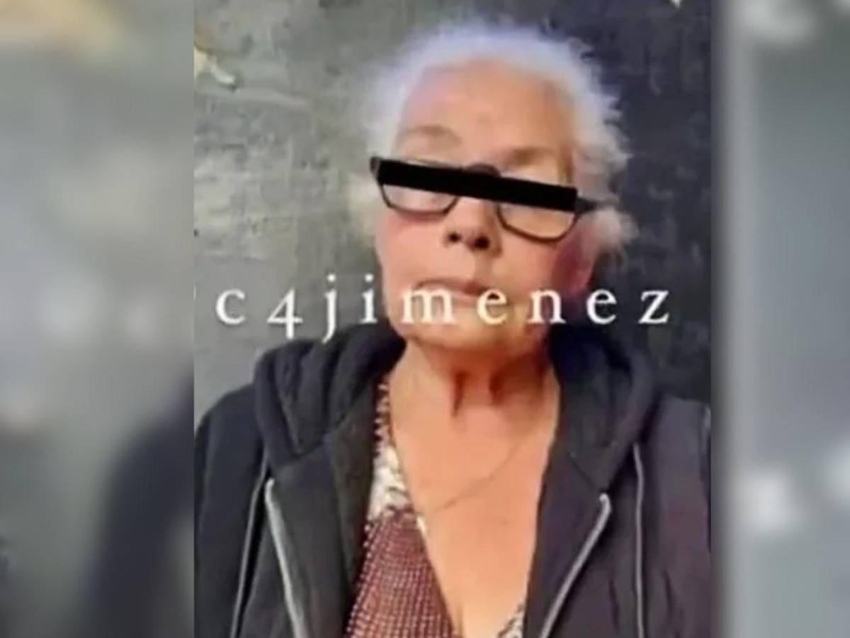 ¡De terror! Matan a mujer, la meten en un tambo y luego pasean su cuerpo en un triciclo