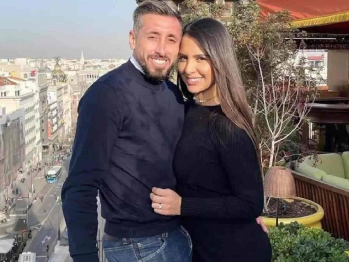 Se divorció y le destapan nuevo romance a Héctor Herrera con famosa actriz