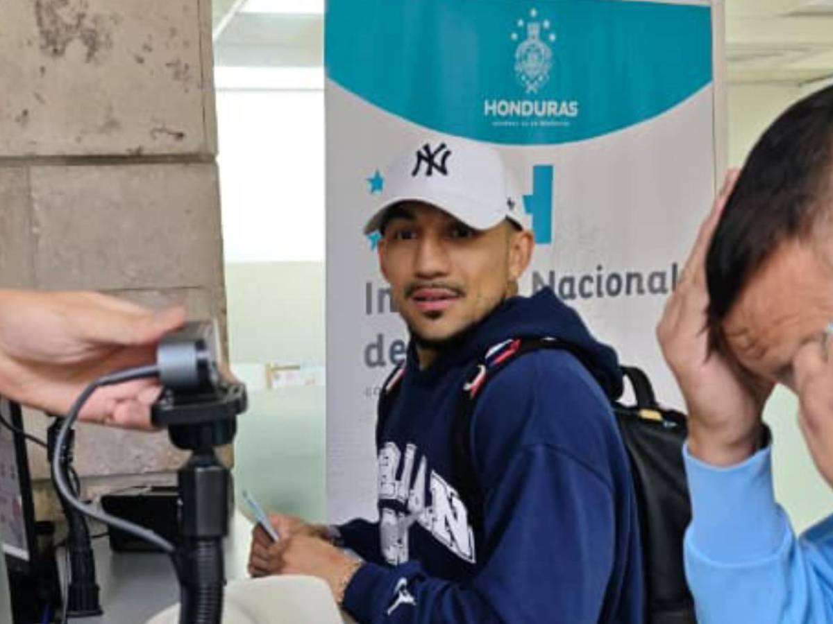 Teófimo López sorprende: Acepta invitación de la presidenta Xiomara Castro