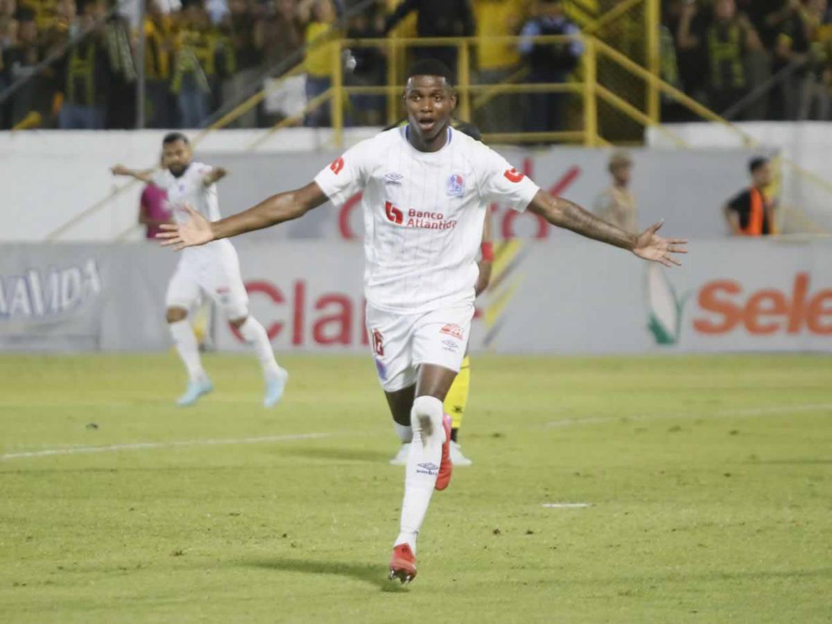 El héroe repentino, Olimpia festeja, llanto, dolor en Real España y sexys bailarinas