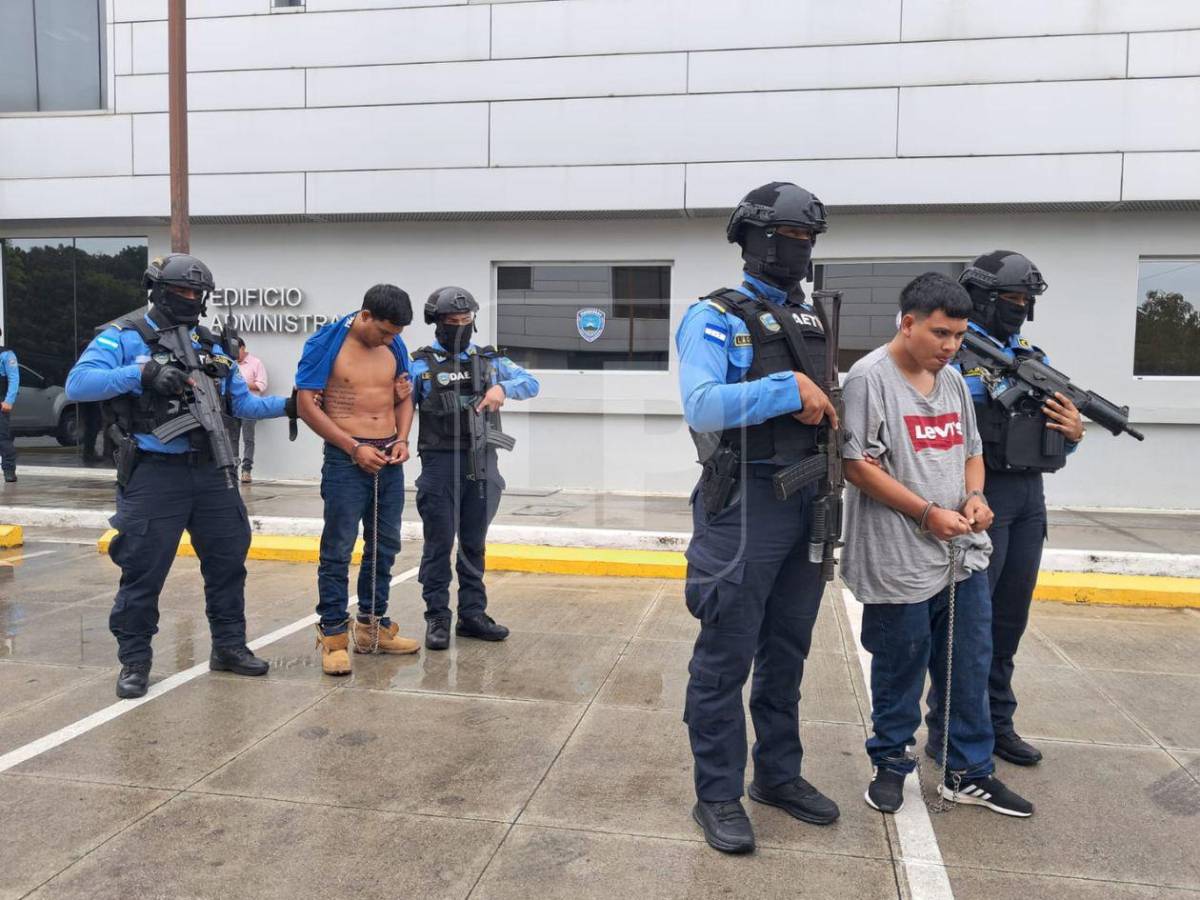 Ready y Chino, supuestos MS-13, son capturados en Choloma; tenían dos AR-15