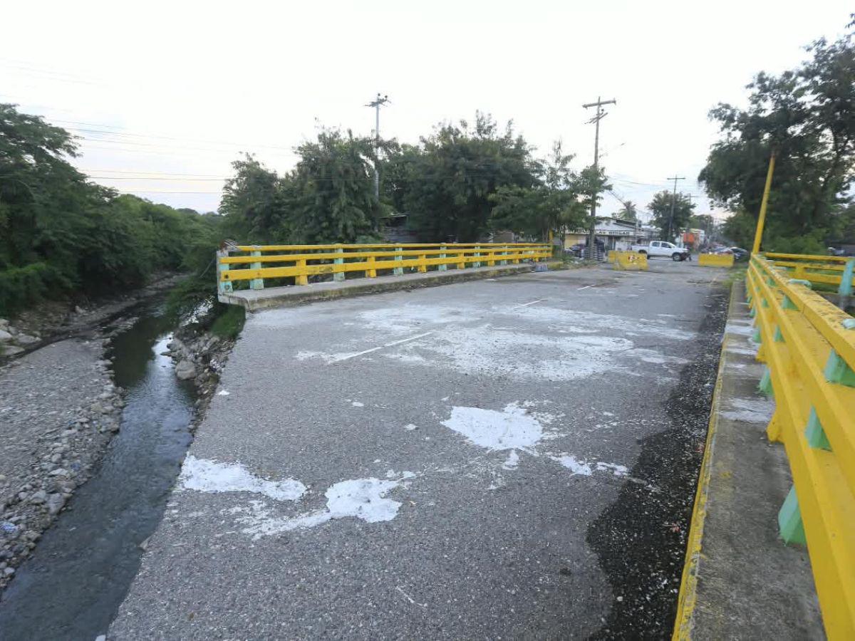 Reanudan obras: En esta fecha serán finalizados y habilitados los puentes de Las Brisas