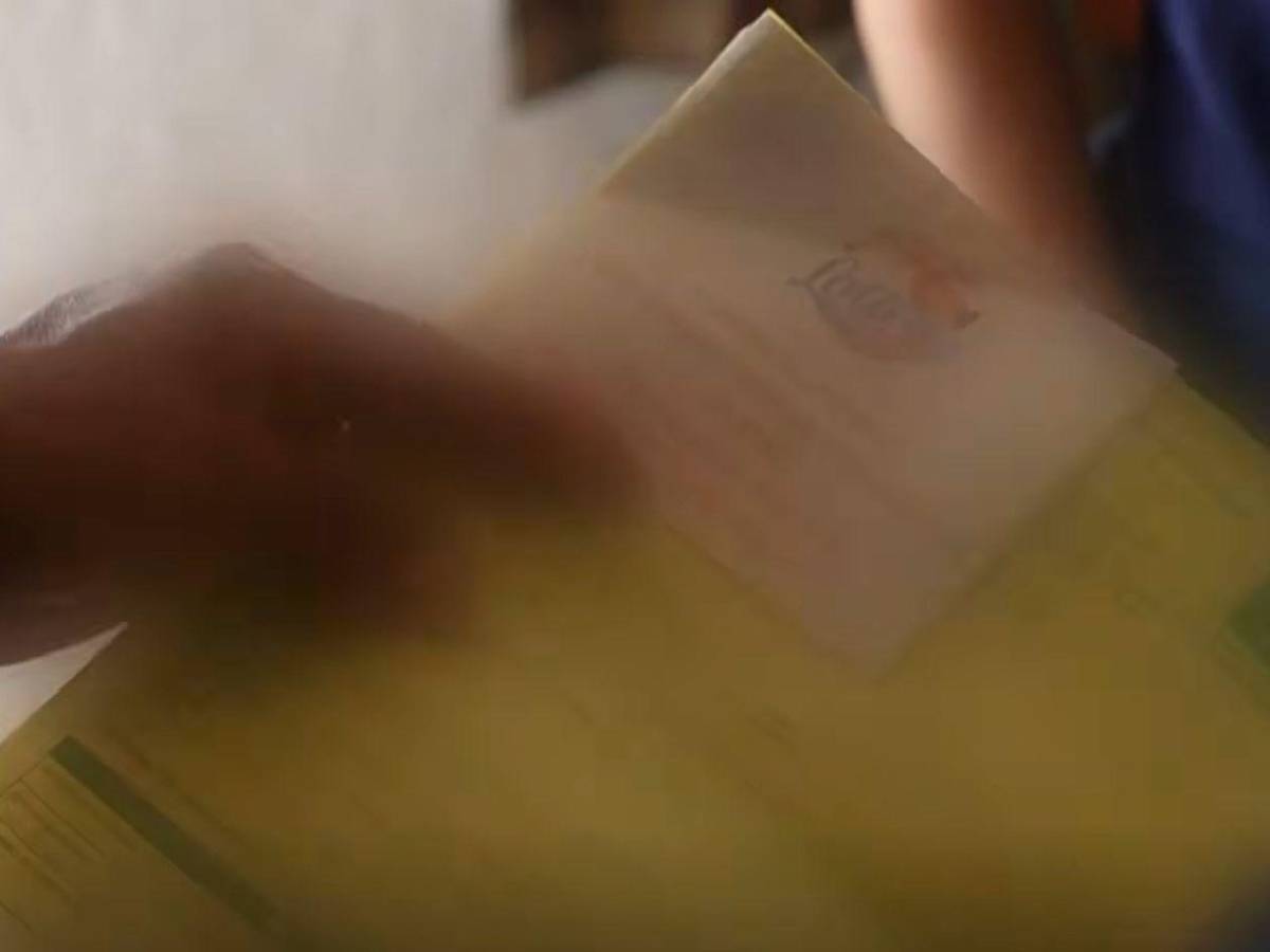 Padre e hijo son detenidos por ICE tras intentar cobrar un premio de lotería en Florida