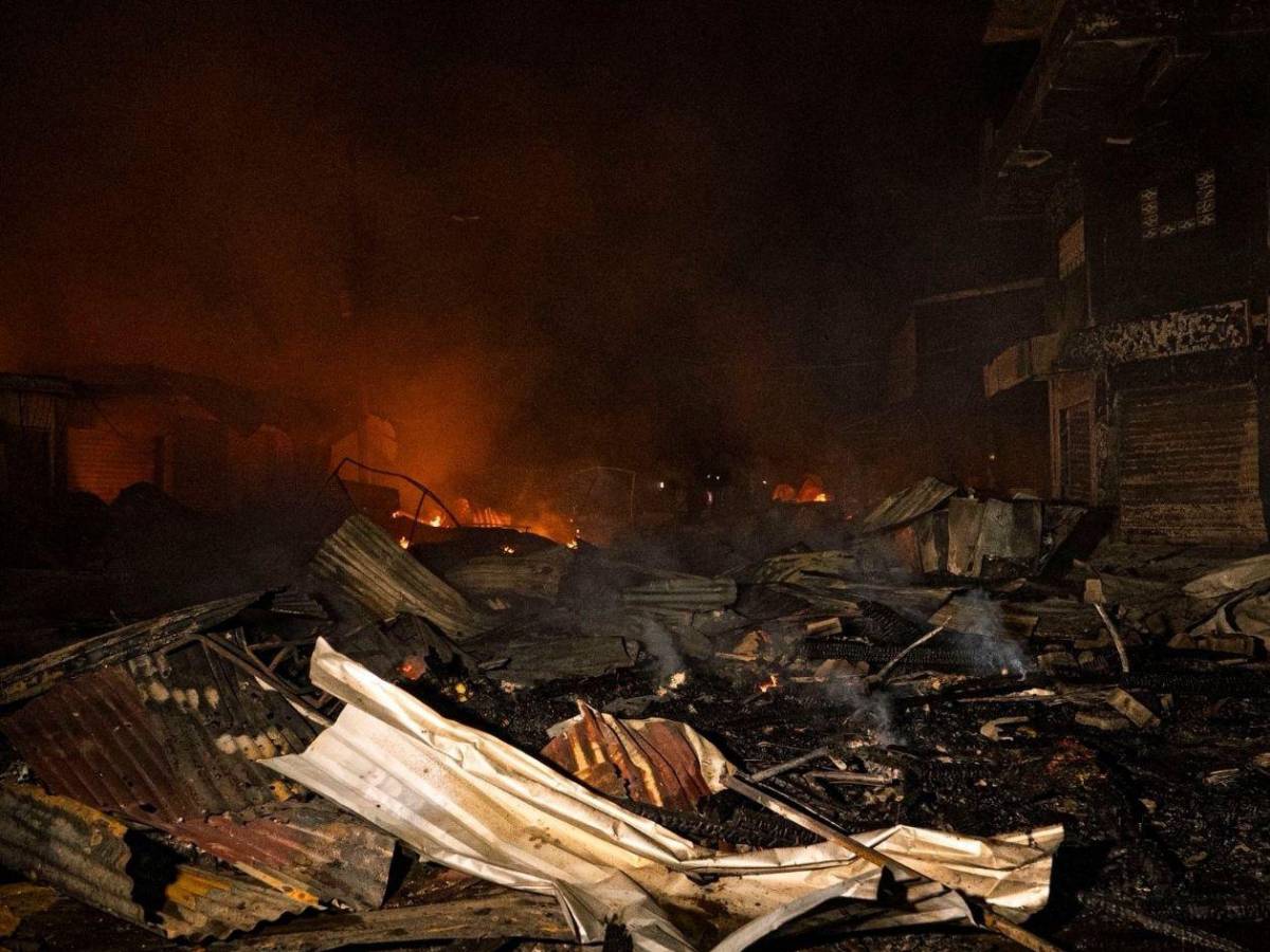 Explosión en cohetería clandestina desató incendio en Medina-Concepción