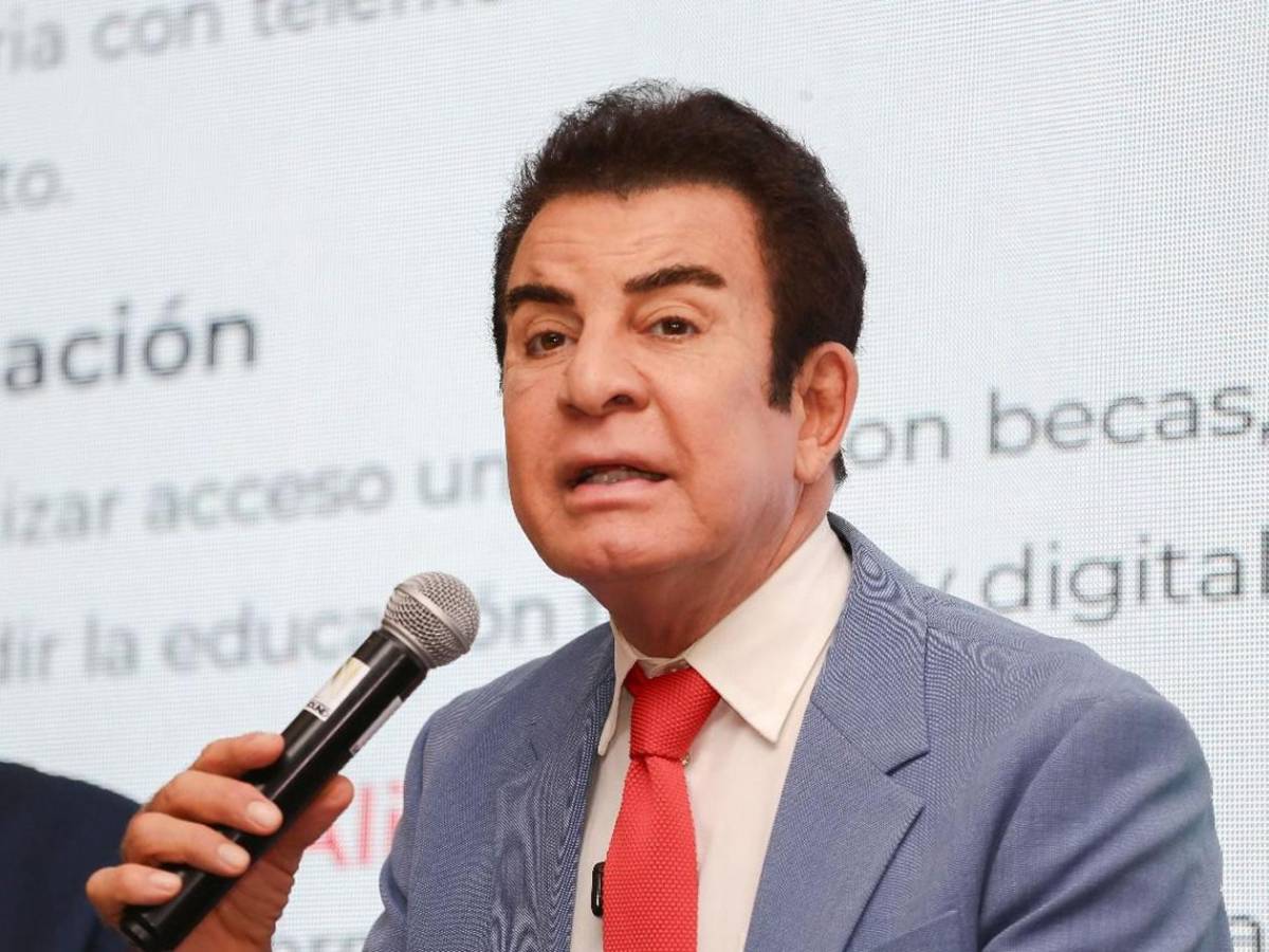 El dolor de Salvador Nasralla por Julio César Núñez y revela la causa de su muerte