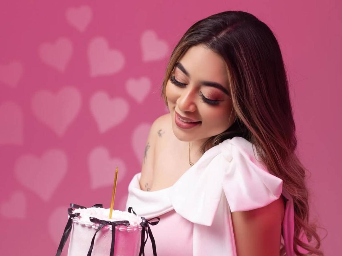 Reveló curioso pasado: La historia de Desire, aficionada viral del Platense