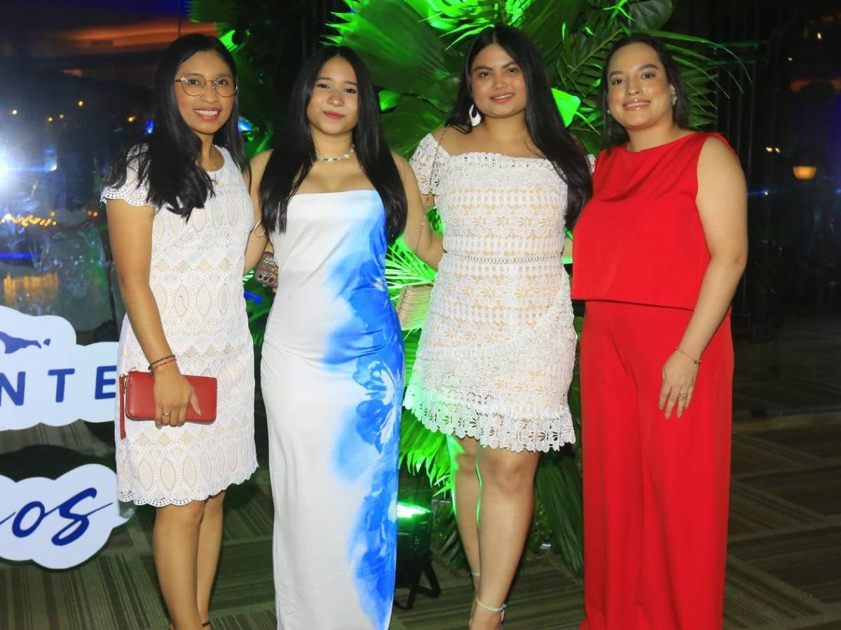 Así celebró la familia empresarial de Representantes Turísticos