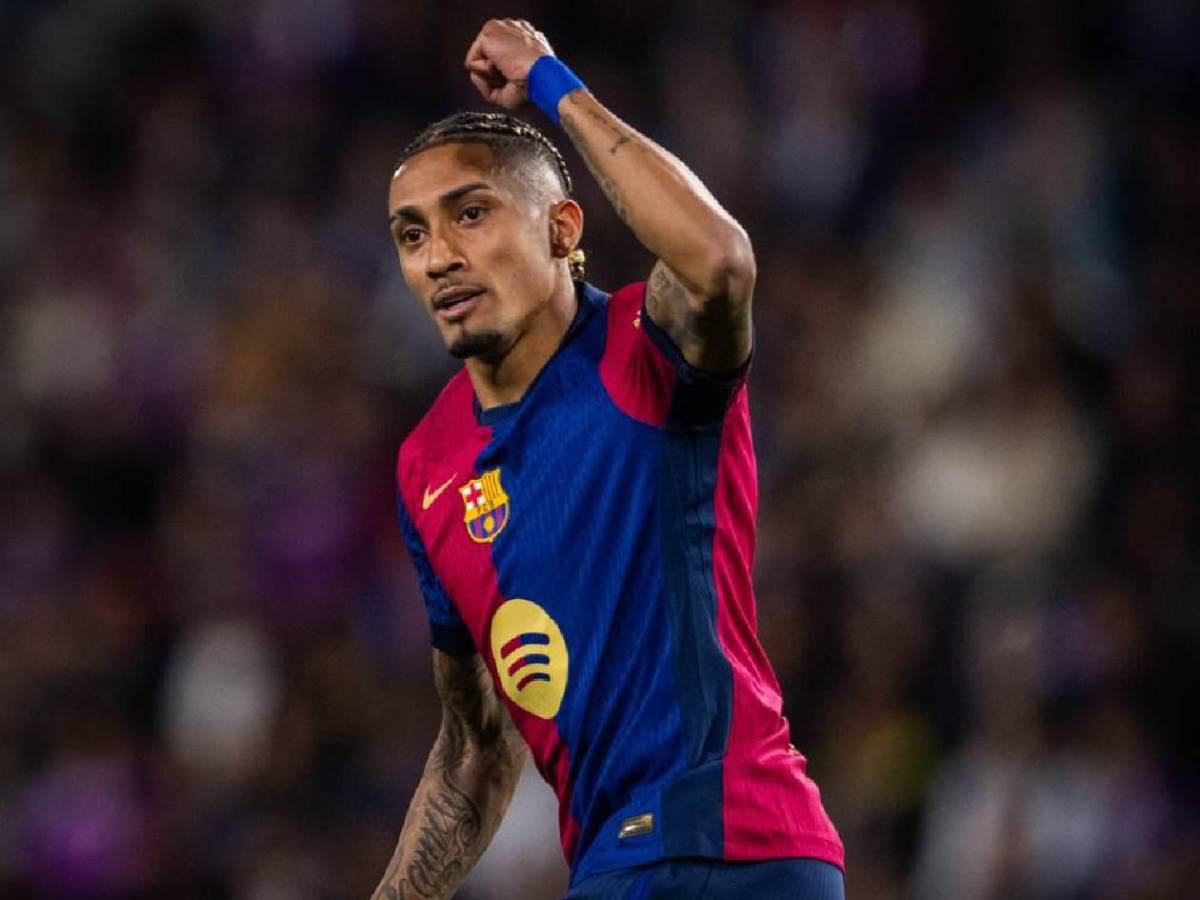 Debutó con Barcelona y se retiró lesionado; crack regresó y protesta a leyenda