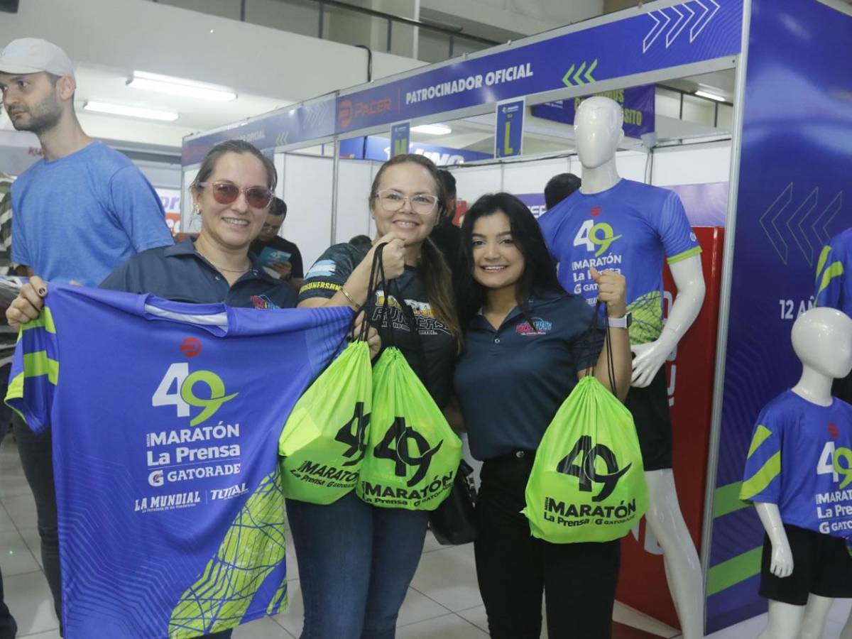 Gran algarabía de miles de corredores con la Expomaratón previo al gran día
