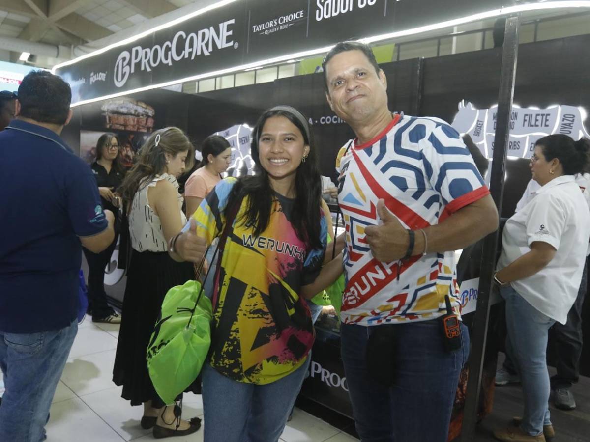 Gran algarabía de miles de corredores con la Expomaratón previo al gran día