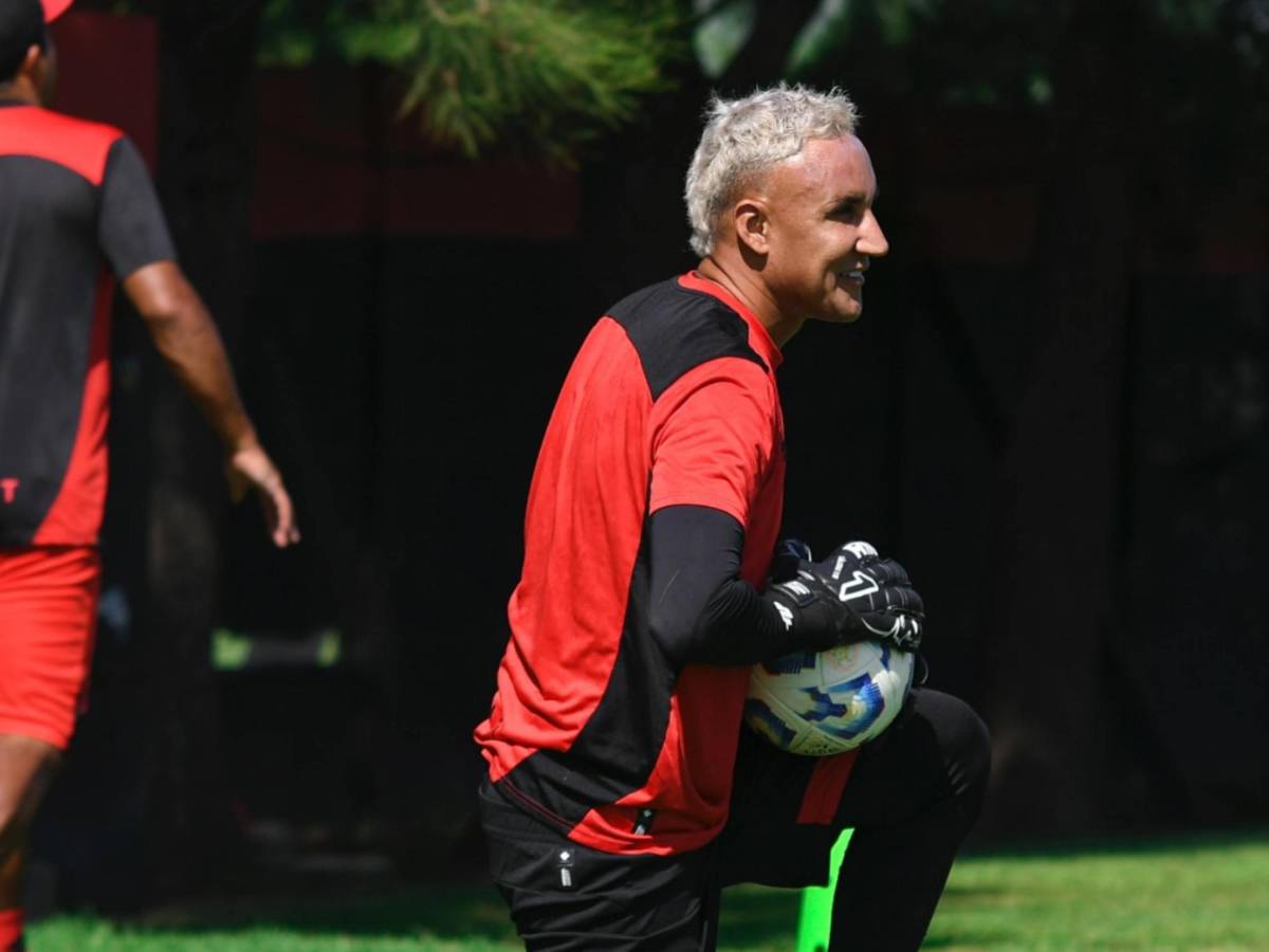Keylor Navas hace curiosa petición y es castigado en Argentina: Así reaccionó el tico
