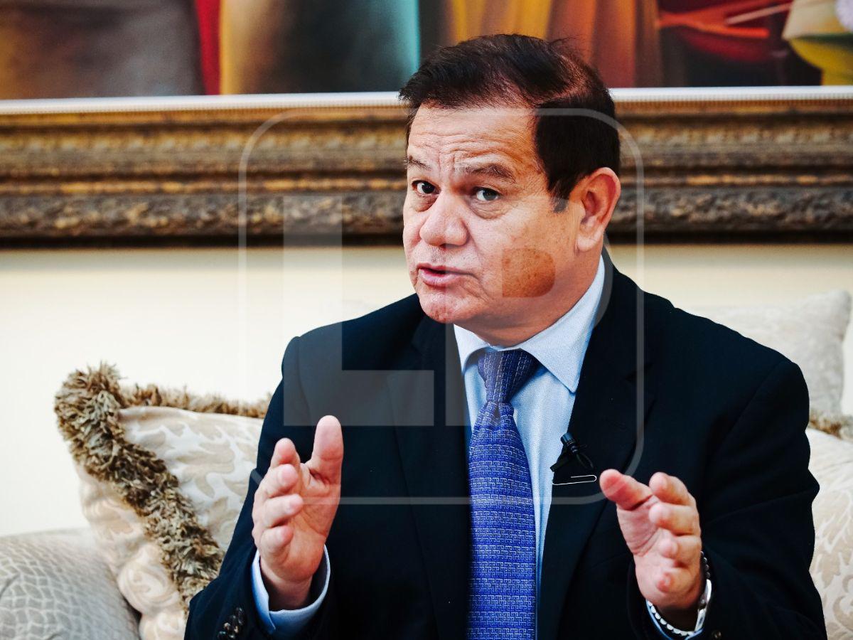 Aplazan audiencia inicial contra Romeo Vásquez y exjefes militares