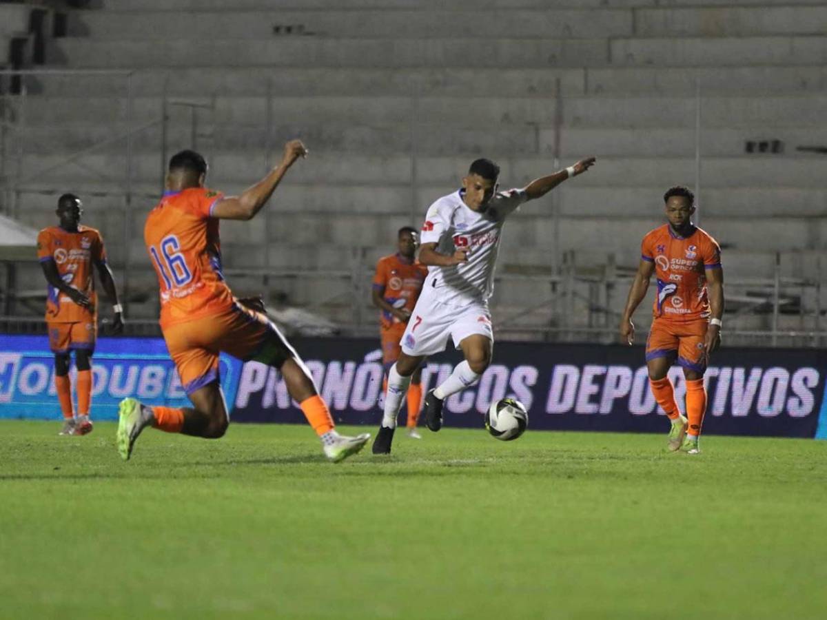 Vuelve a Olimpia tras estar marginado, festejan triunfo y tristeza de UPN