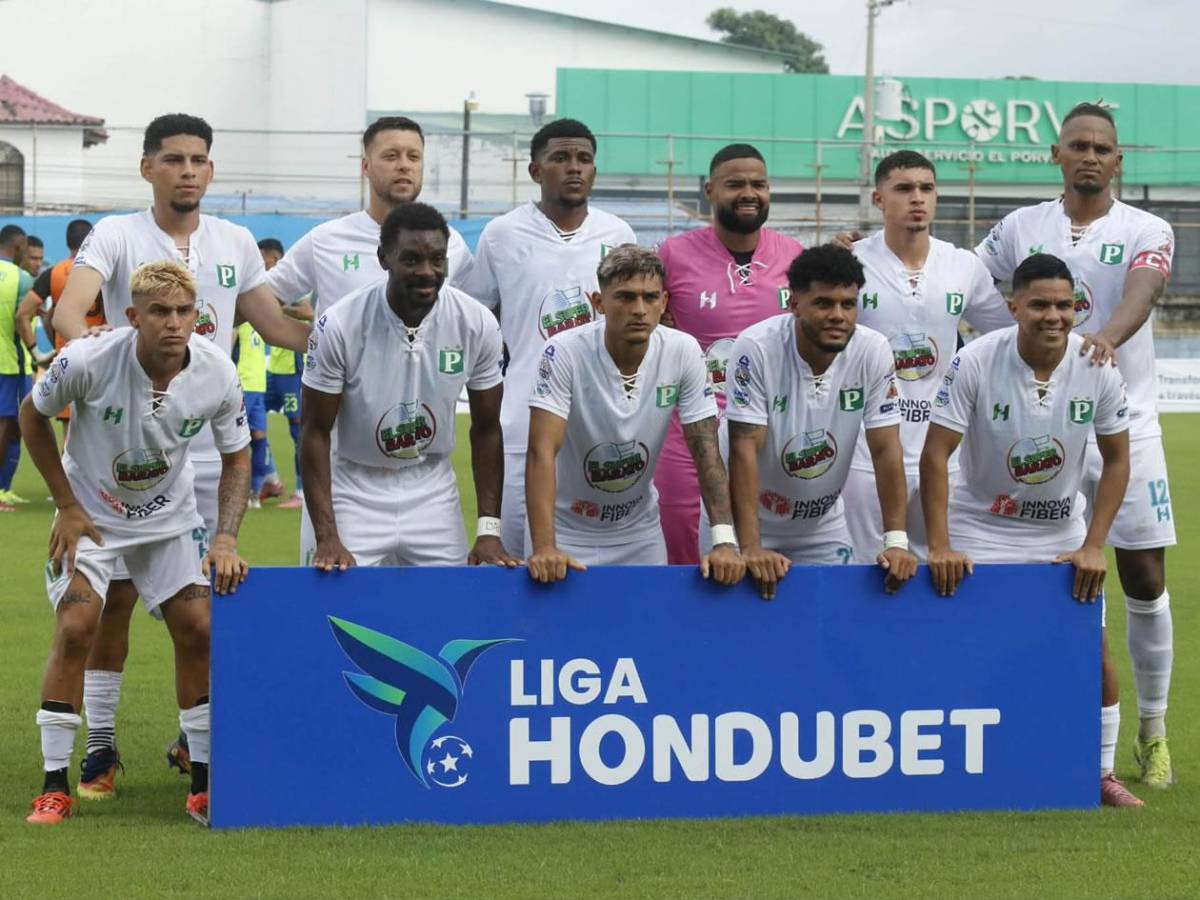 Polémico error arbitral, brutal enfado de Olancho y la fan sexy del Platense