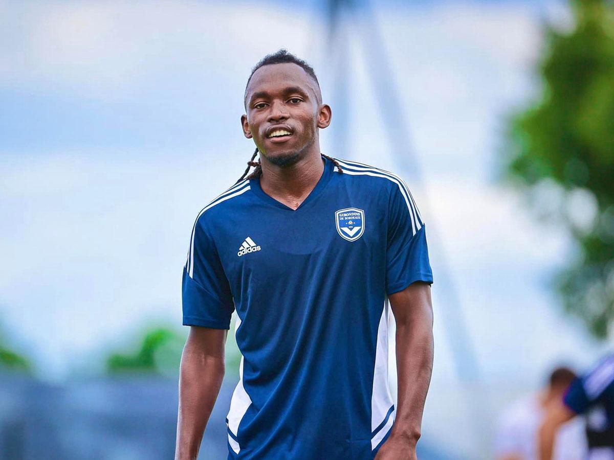 Alberth Elis fue operado con éxito en Francia