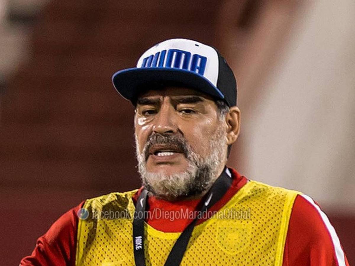Impactante: Médico revela lo que obligaron a realizarle a Maradona