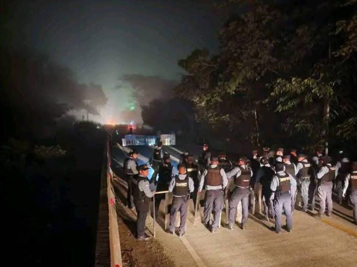 No a la represa El Tablón: pobladores de Quimistán bloquean la CA-4