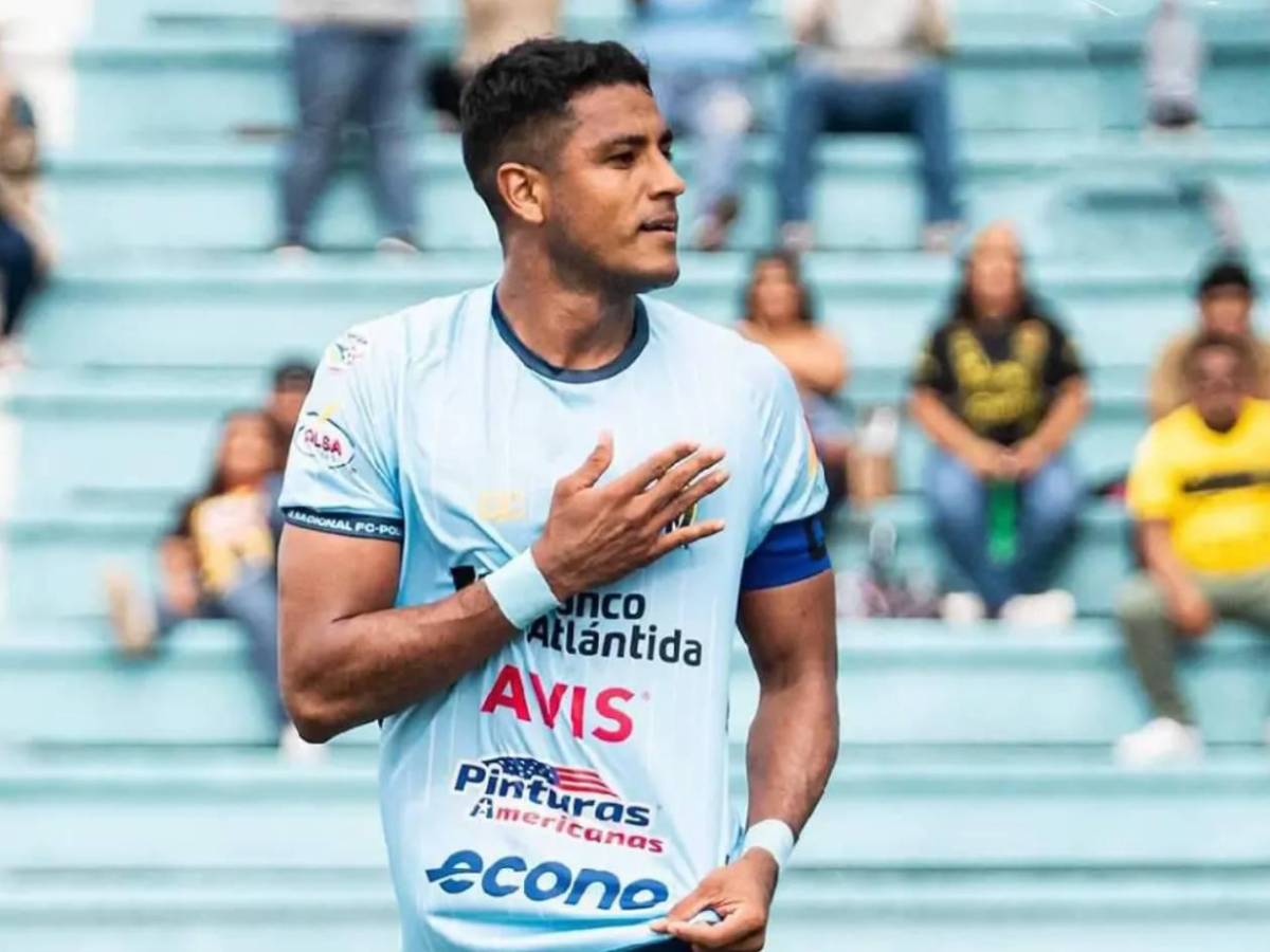 Policía Nacional suma a sus filas a recordado exgoleador del fútbol de Honduras