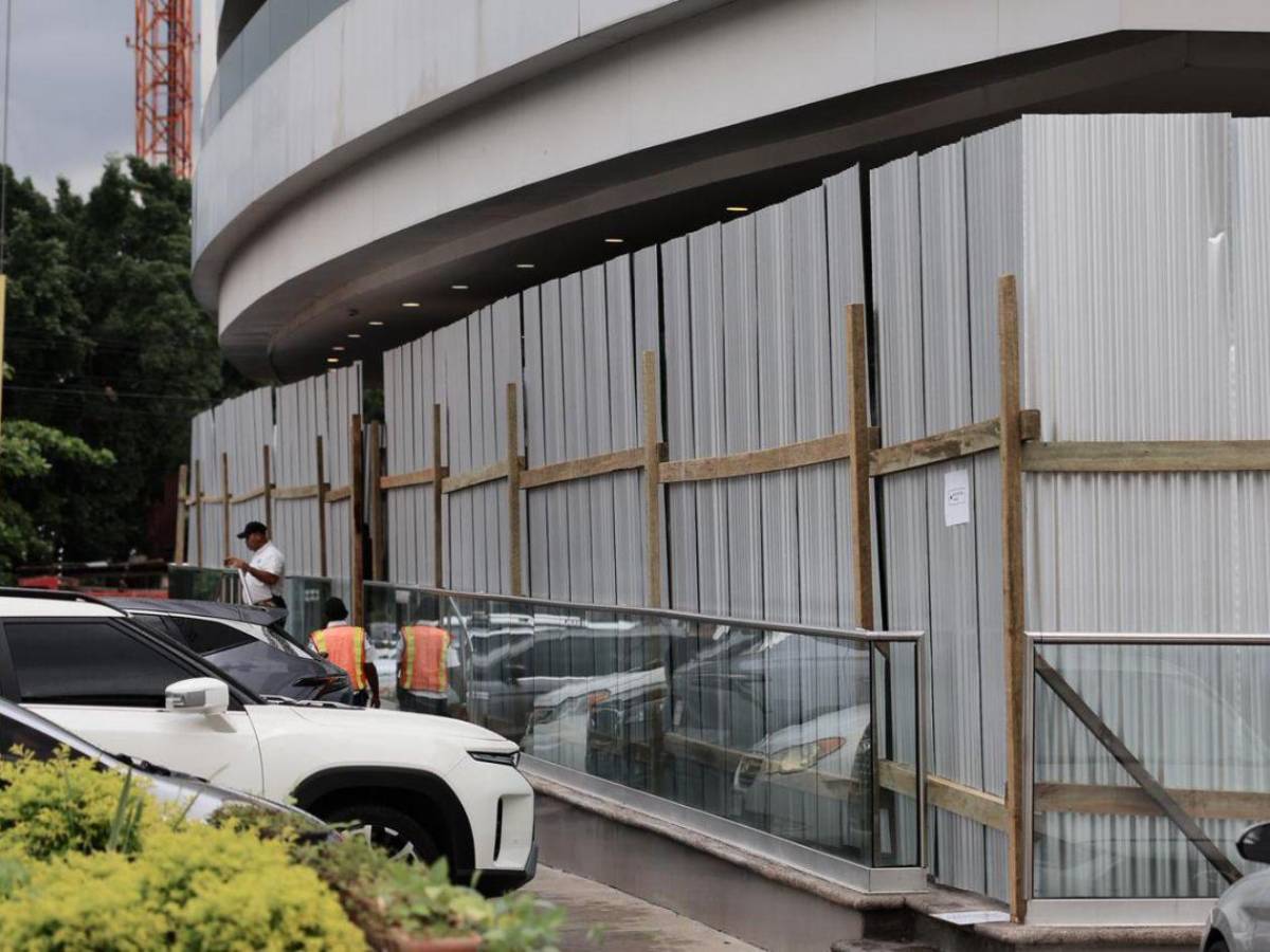 Así refuerzan seguridad en negocios de la capital previo a elecciones