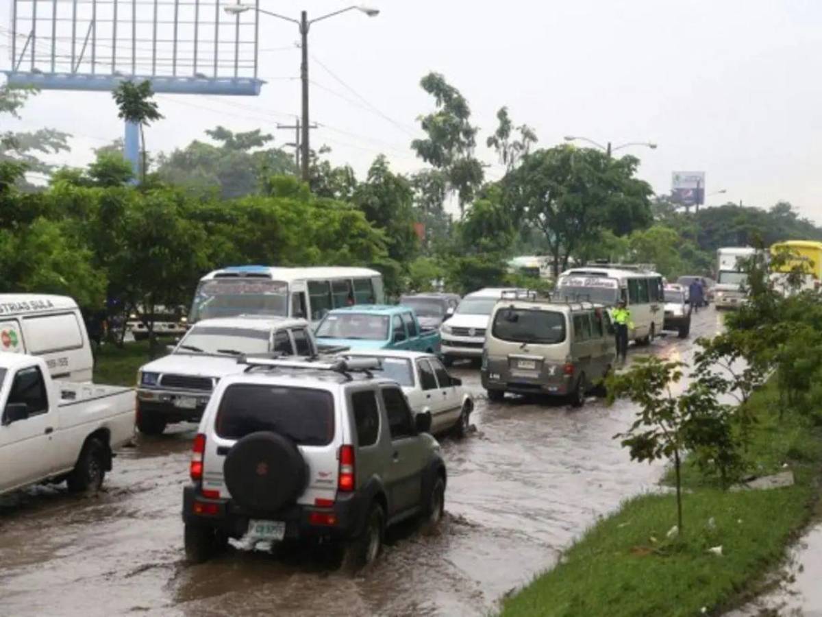 San Pedro Sula enfrenta afectaciones y riesgo de deslizamientos por lluvias