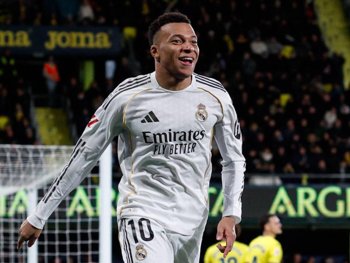 Real Madrid estalla contra Mbappé: polémica por su viaje con Ester Expósito